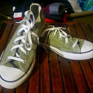 Girls Converse All Stars